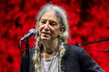 Patti Smith, İstanbul’da konser verecek