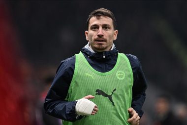 Fenerbahçeli Mert Hakan Yandaş’a 3 maç men cezası