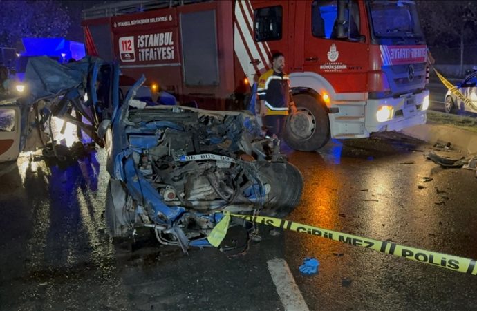 Beton mikseri dehşeti: Zincirleme kazada iki kişi öldü, beş yaralı var