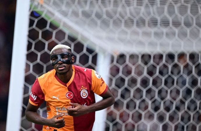 Osimhen’ın hayranı olduğu futbolcu eski Beşiktaşlı çıktı