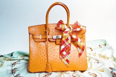 Jane Birkin’in bir çantası daha rekor kırdı: 11 dakikada 2.86 milyon dolara satıldı