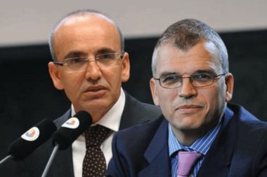 Ekonomist Timothy Ash: 2026 seçim için kasa doldurma yılı