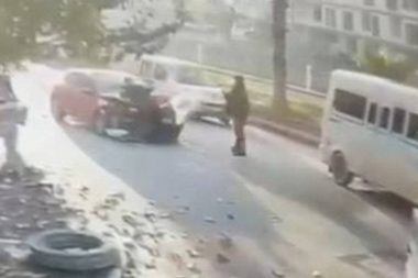 Polise çarpıp videosunu paylaştı: Tutuklanarak cezaevine gönderildi