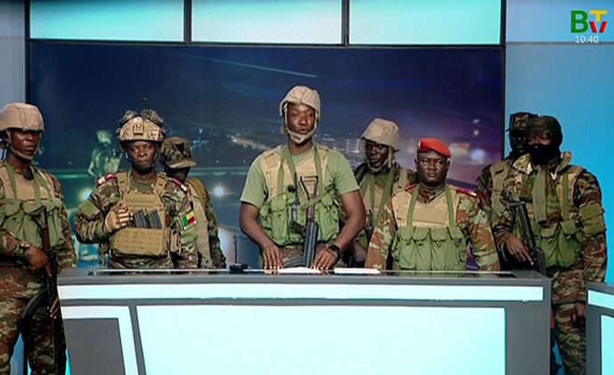 Benin’de darbe bastırıldı ama darbeciler kaçtı