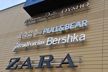 Zara, Pull&Bear, Massimo Dutti: Inditex yüzlerce mağazayı kapattı