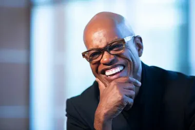 Dünyaca ünlü opera sanatçısı evinde öldürüldü