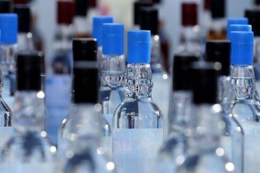 Kim bilir kaç yılbaşı cinayeti önlendi: İki bin litre sahte etil alkol ele geçti