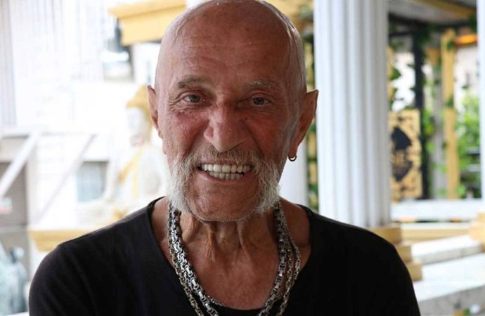 Oyuncu Coşkun Göğen hastaneye kaldırıldı