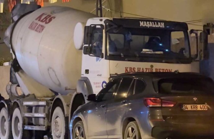 Korkunç ölüm: Beton mikserinin içinde can verdi