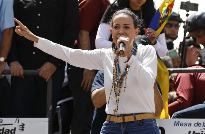 WSJ: Nobel ödüllü Machado ülkesinden film gibi operasyonla kaçırıldı