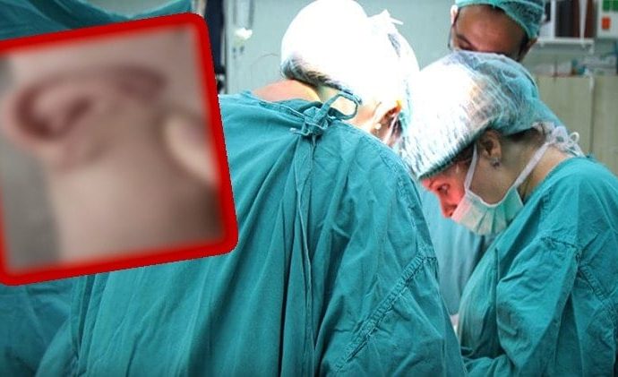 Yerine dikilecek kulağını beş ay ayağında taşıdı