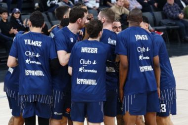 Anadolu Efes, EuroLeague’de galibiyeti unuttu