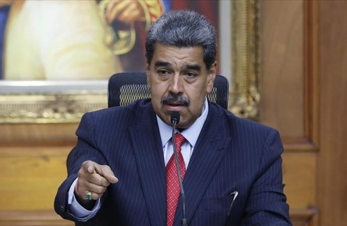 Ailesine de yaptırım geldi: Maduro ABD’yi Karayip korsanlarına benzetti