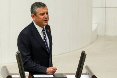 7 vekil hakkındaki 10 dokunulmazlık dosyası Meclis’e sunuldu: Özgür Özel de var