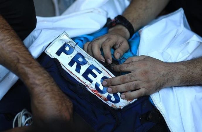 ABD’li Senatör Sanders çağrı yaptı: İsrail öldürdüğü gazeteciler için sorgulansın