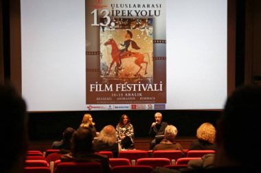 İran şiiri ve sineması: Şiir, İran’da susmayı öğrendi