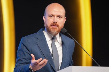 Bilal Erdoğan dün yine kürsüdeydi