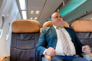 Yol masrafı kiradan ucuz: Her gün 1.300 kilometre yol yaparak işe gidiyor