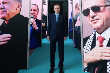 Erdoğan süreçten memnun: Mağaralar boşaldı, silahlar yakıldı