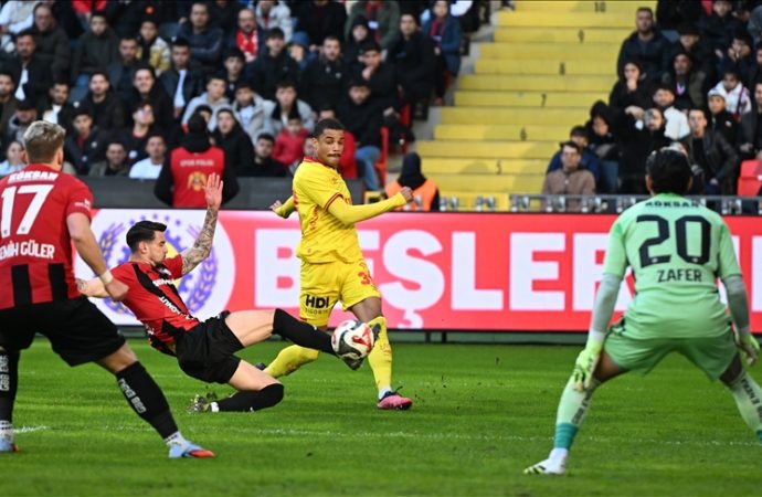 Göztepe, deplasmanda Gaziantep’i 1-0 yendi