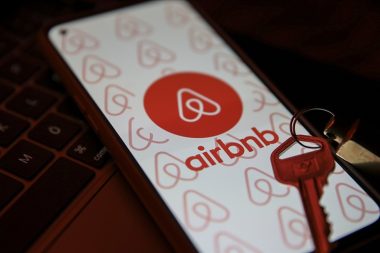 İspanya’da Airbnb’ye 64 milyon avro para cezası