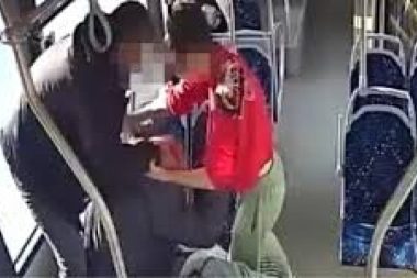 Baba oğul otobüste yaşlı çifti dövmüştü: Ceza belli oldu