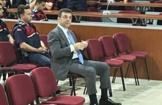 İmamoğlu: Z kuşağının iktidarını hep birlikte kuracağız