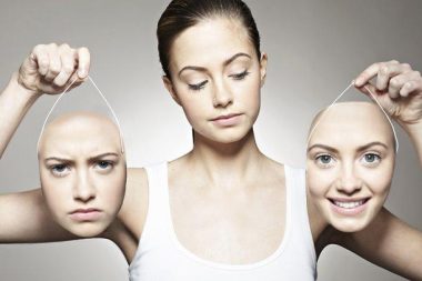 Bir Gün Kontes Bir Gün Çökmüş Kadın Olmamın Mucizevi ve Mantıksız Hikayesi