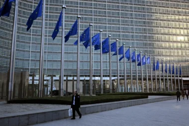 Avrupa’da olan biteni takip ediyor musunuz? Yeni bir dünya kuruluyor