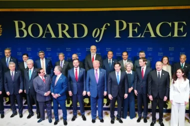 Trump’ın Barış Kurulu ilk toplantısını yaptı: Her bakımdan tuhaf bir tören oldu