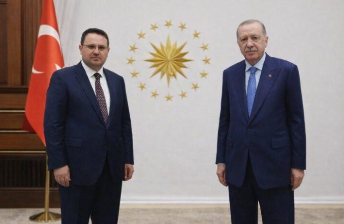 Tayyip Erdoğan’ın yeniden seçilme şansı üzerine akıl yürütmeler