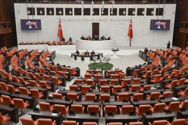 TBMM’de 6 Şubat özel oturumu: 50 milletvekili bile katılmadı