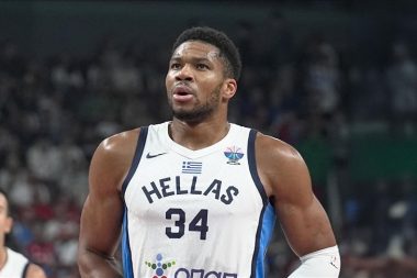 Sürpriz: NBA’nin Yunan yıldızı Antetokounmpo, bahis şirketine ortak olduğunu duyurdu