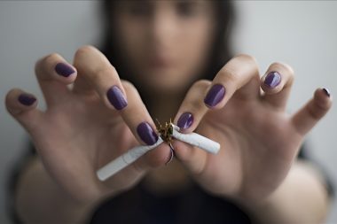 Kadınlar tütün kullanımını bırakmada da öncü