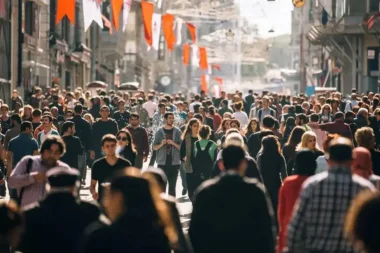 40 yıl önceye göre daha hızlı yürüyoruz: Neden?