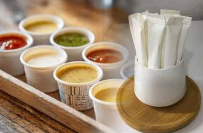 Tek kullanımlık ketçap, mayonez ve şeker paketleri yasaklanıyor: Tarih verildi