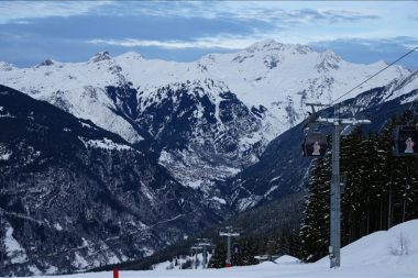 Fransa’da çığ düştü, iki kayakçı hayatını kaybetti