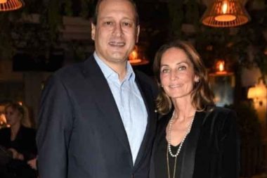 Eski başkan daha eski başkanın kızından boşandı