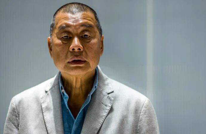 Pekin karşıtı medya patronuna 20 yıl hapis cezası