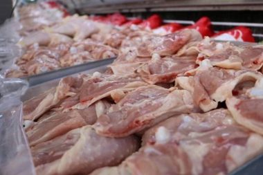 Tavuk eti ihracatı Ramazan sonuna kadar durduruldu