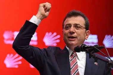 Ekrem İmamoğlu: 2026 reform değil, seçim yılı olacak