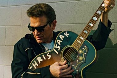 Chris Isaak üç büyük kentte konser verecek