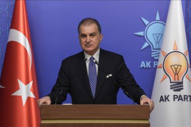 Ak Parti yönetimi neredeyse sadece dış politika konuşmuş