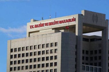 Hazine, iki ihaleyle toplam 105,86 milyar TL borçlandı