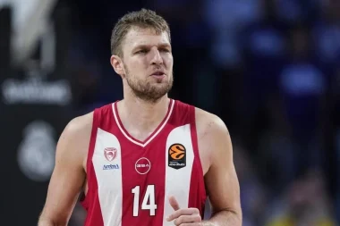 EuroLeague’de Ocak ayının MVP’si Sasha Vezenkov