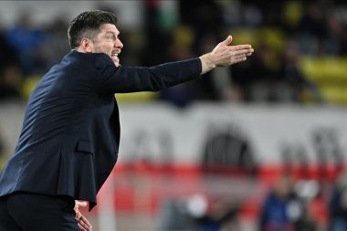 Monaco diplomasız hocası için her maçta 25 bin avro ödüyor