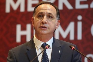 Süper Lig’e kadın hakem geliyor