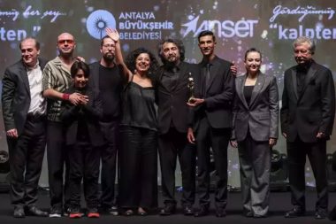 Altın Portakal’dan 7 ödülle döndü: Tavşan İmparatorluğu 6 martta sinemalarda