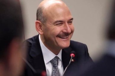 Soylu görevden alınan Yerlikaya’yla dalgasını geçti: Gereği yapıldı, gereği yapıldı