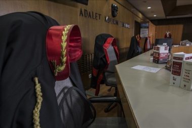 Sıra davaya adını veren ama tutuksuz sanıktaydı: Aziz İhsan Aktaş Aktaş savunma yaptı